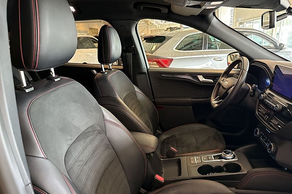 Ford Kuga 15 of 22