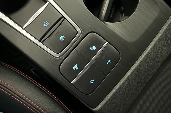 Ford Kuga 11 of 22