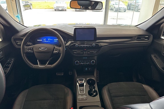 Ford Kuga 7 of 22