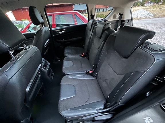 Ford S-MAX 10 of 16
