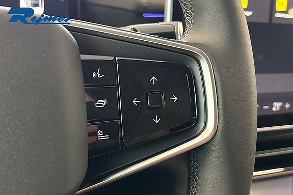 Polestar 4 14 of 22