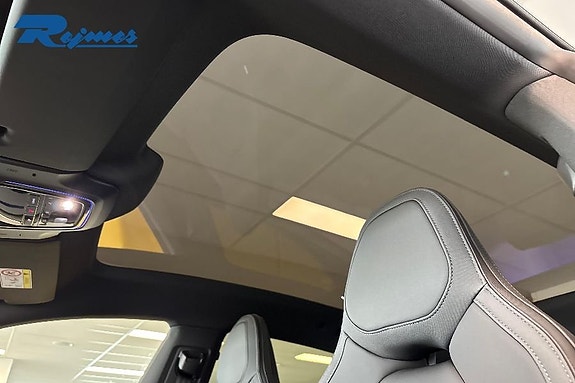 Polestar 4 18 of 22