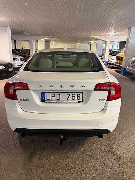 Volvo S60 7 of 18