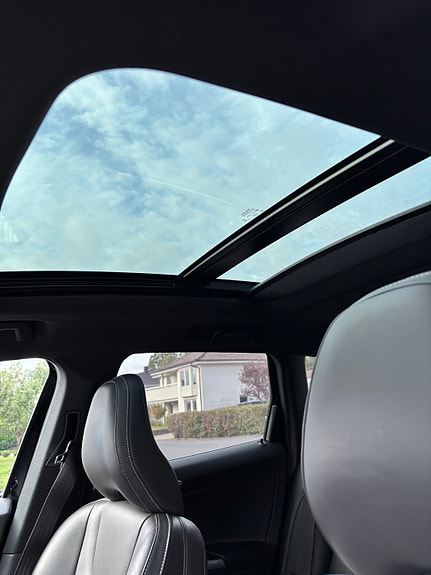 Volvo XC60 14 of 15