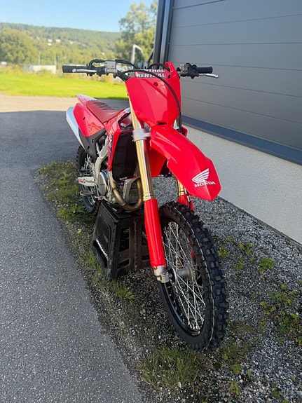 Honda CRF 450 4 of 6