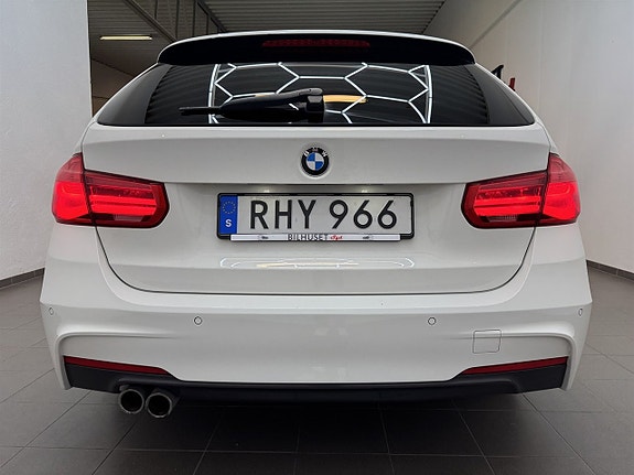 BMW 320 6 of 18