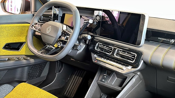 Renault 5 E-Tech 6 of 24