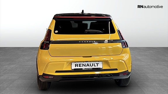 Renault 5 E-Tech 3 of 24