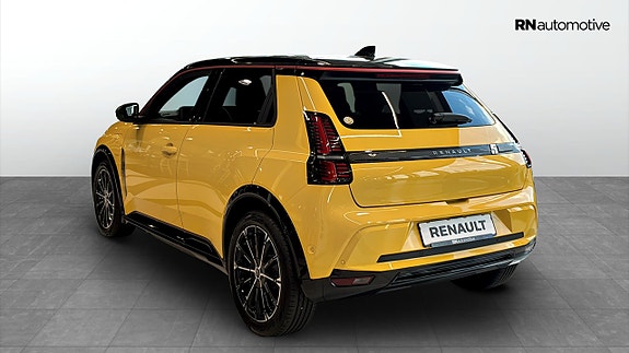 Renault 5 E-Tech 23 of 24