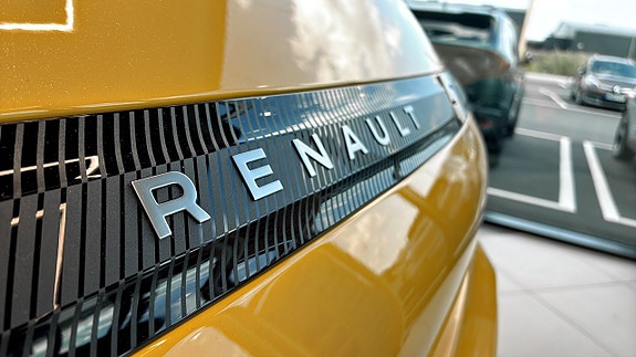 Renault 5 E-Tech 19 of 24