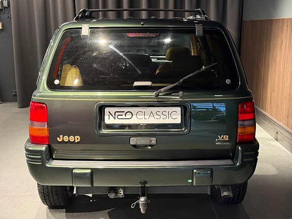 Jeep Grand Cherokee 7 of 27