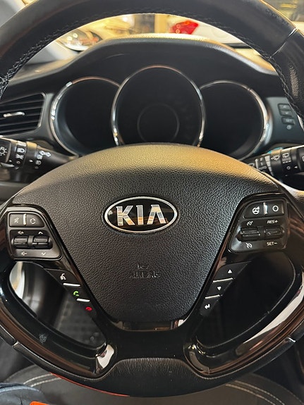 Kia Ceed 13 of 16