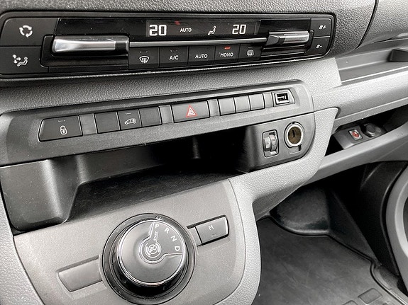 Peugeot Expert 15 of 19