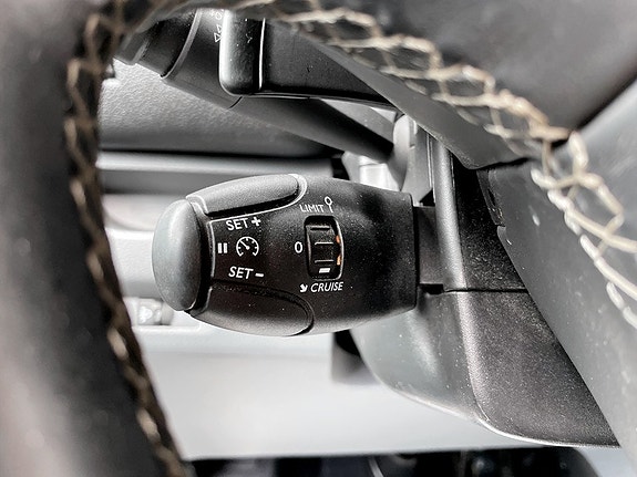 Peugeot Expert 9 of 19