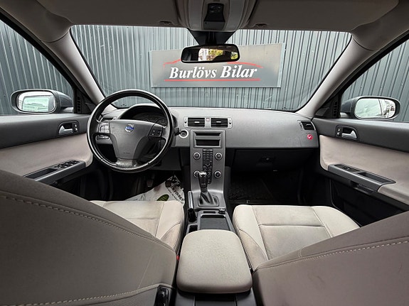 Volvo V50 9 of 9