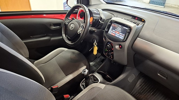 Toyota Aygo 11 of 23