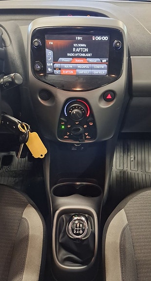 Toyota Aygo 23 of 23