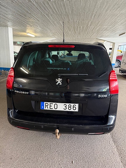 Peugeot 5008 10 of 11