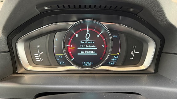 Volvo V70 14 of 19