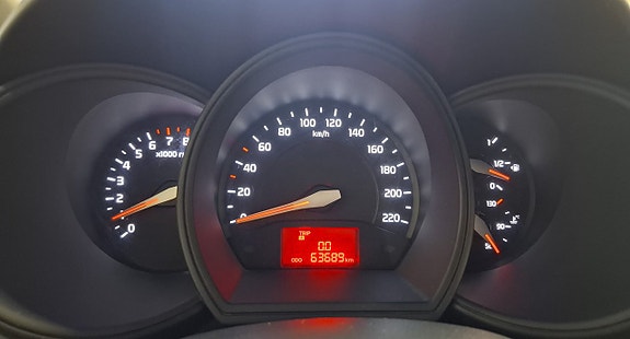 Kia Rio 17 of 23
