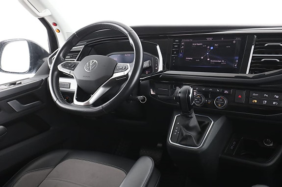 Volkswagen Multivan 14 of 30
