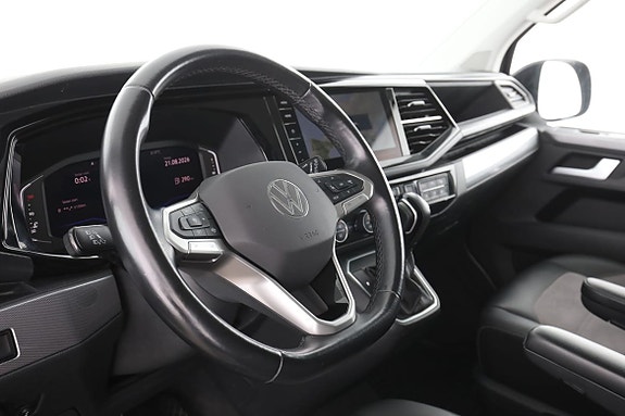 Volkswagen Multivan 12 of 30