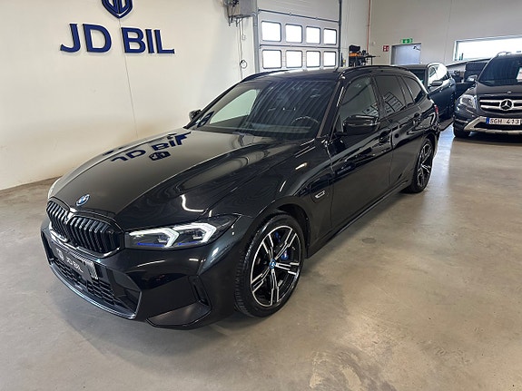 BMW 330e 7 of 27