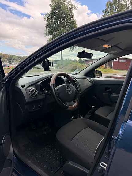 Dacia Sandero 9 of 11