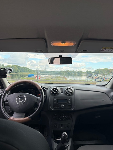 Dacia Sandero 7 of 11