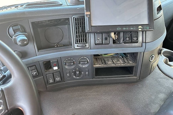 Volvo FM 400 10 of 24