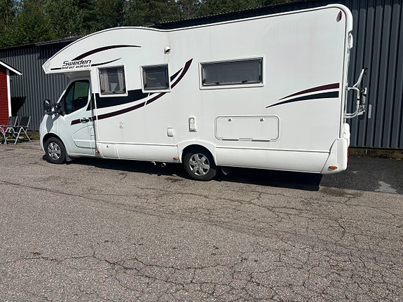 RIMOR Sweden Edtion Låga Långbäddar / Dieselvärmare / Dropdown / 3500 kg 2 of 13