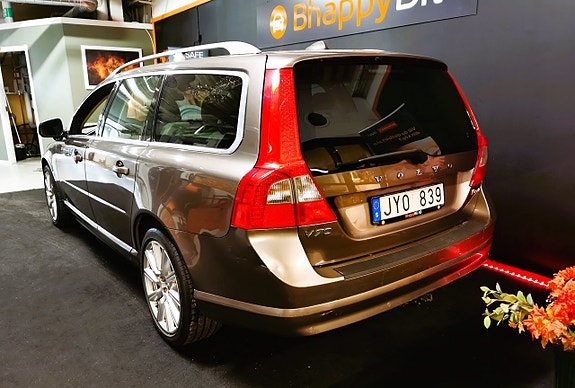 Volvo V70 7 of 28