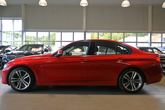 BMW 328i 2 of 22
