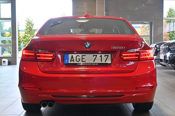 BMW 328i 4 of 22