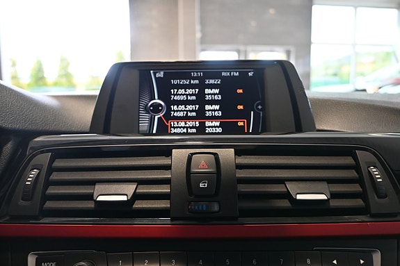 BMW 328i 19 of 22