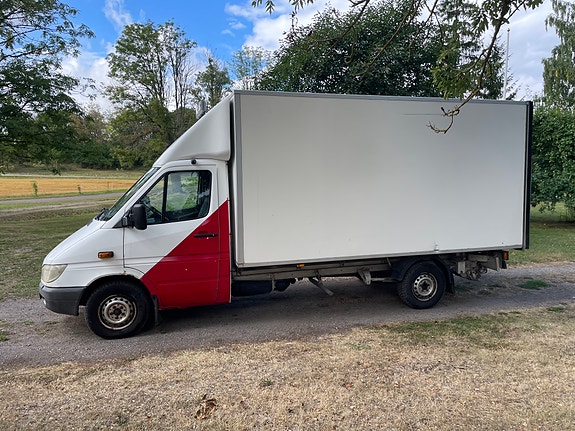Mercedes-Benz Sprinter 316 4 of 12