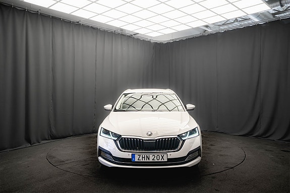 Skoda Octavia 2 of 21