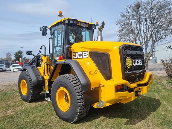 JCB 427 Nordic Edition med spakstyrning 2 of 8