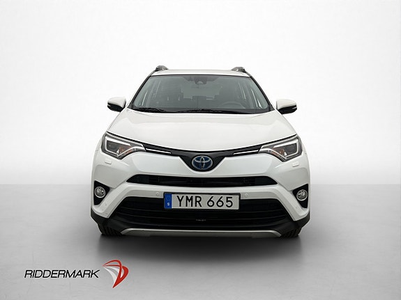 Toyota RAV4 2 of 30