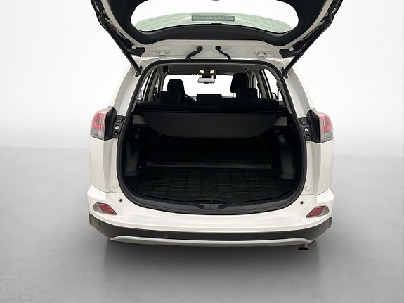 Toyota RAV4 20 of 30