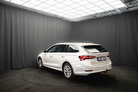 Skoda Octavia 8 of 21