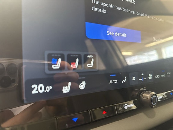Toyota RAV4 15 of 17