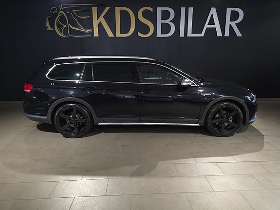 Volkswagen Passat Alltrack 4 of 13