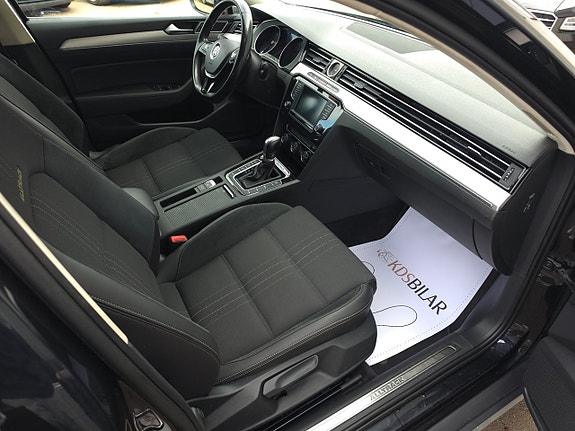 Volkswagen Passat Alltrack 7 of 13