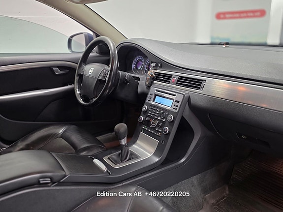 Volvo V70 14 of 17