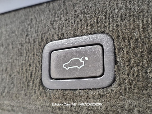 Volvo V70 12 of 17