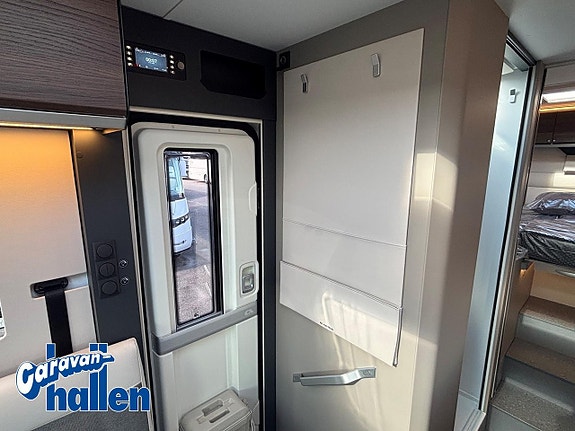 Adria COMPACT SUPREME DL - Fiat MultiJet3 140HP (103kW) HD 35L 17 of 27