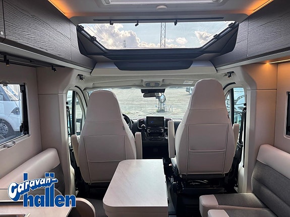 Adria COMPACT SUPREME DL - Fiat MultiJet3 140HP (103kW) HD 35L 11 of 27