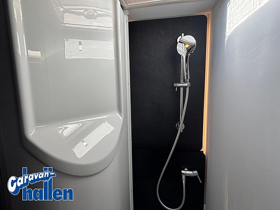 Adria COMPACT SUPREME DL - Fiat MultiJet3 140HP (103kW) HD 35L 23 of 27