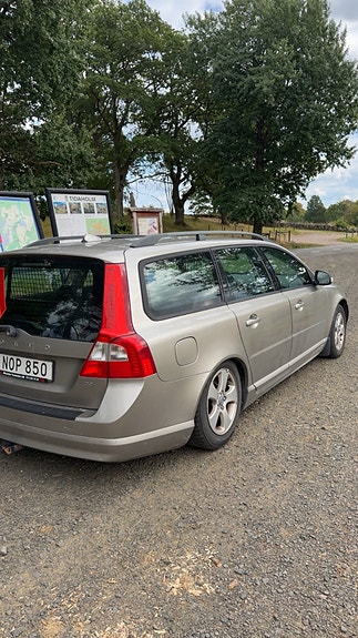 Volvo V70 5 of 9